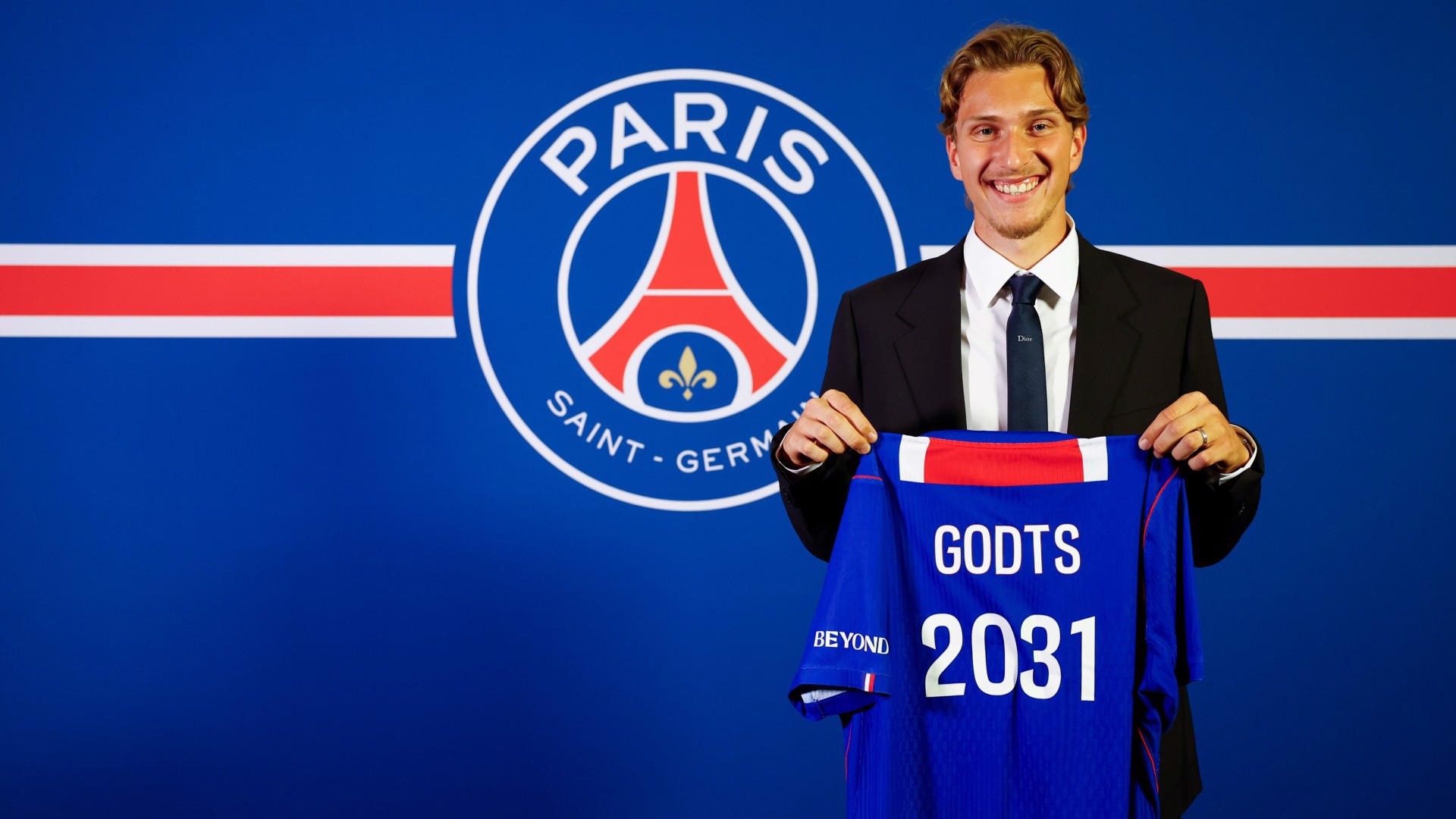 Mika Godts, PSG'de