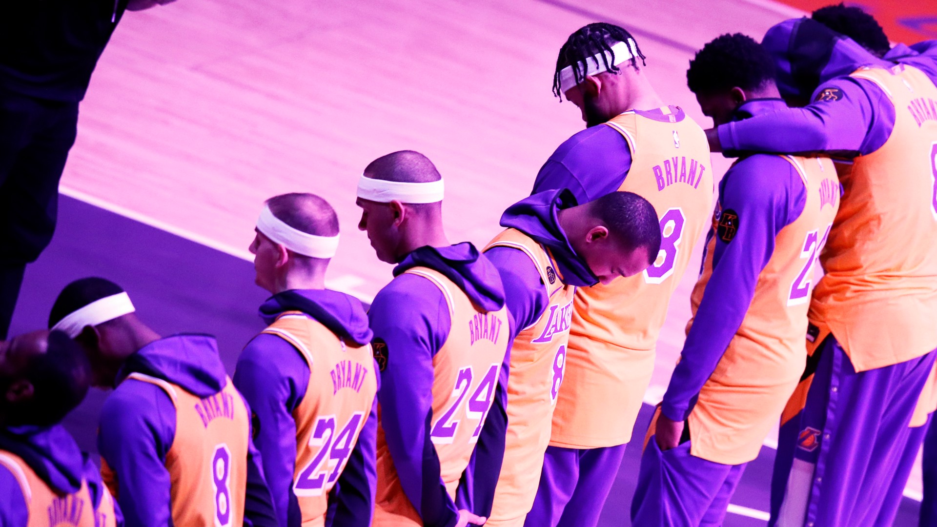 Lakers, Kobe'nin vefatının ardından ilk maçına çıktı