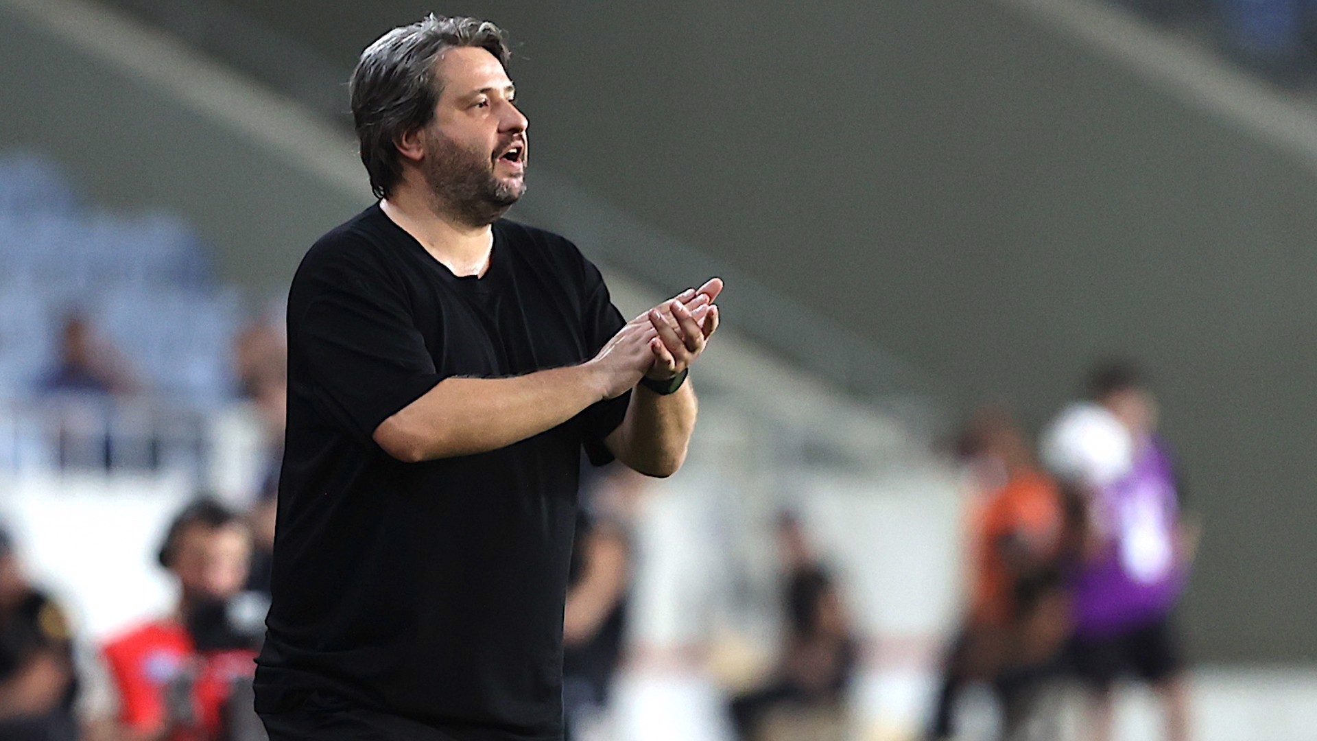Eyüpspor, Özhan Pulat'a emanet
