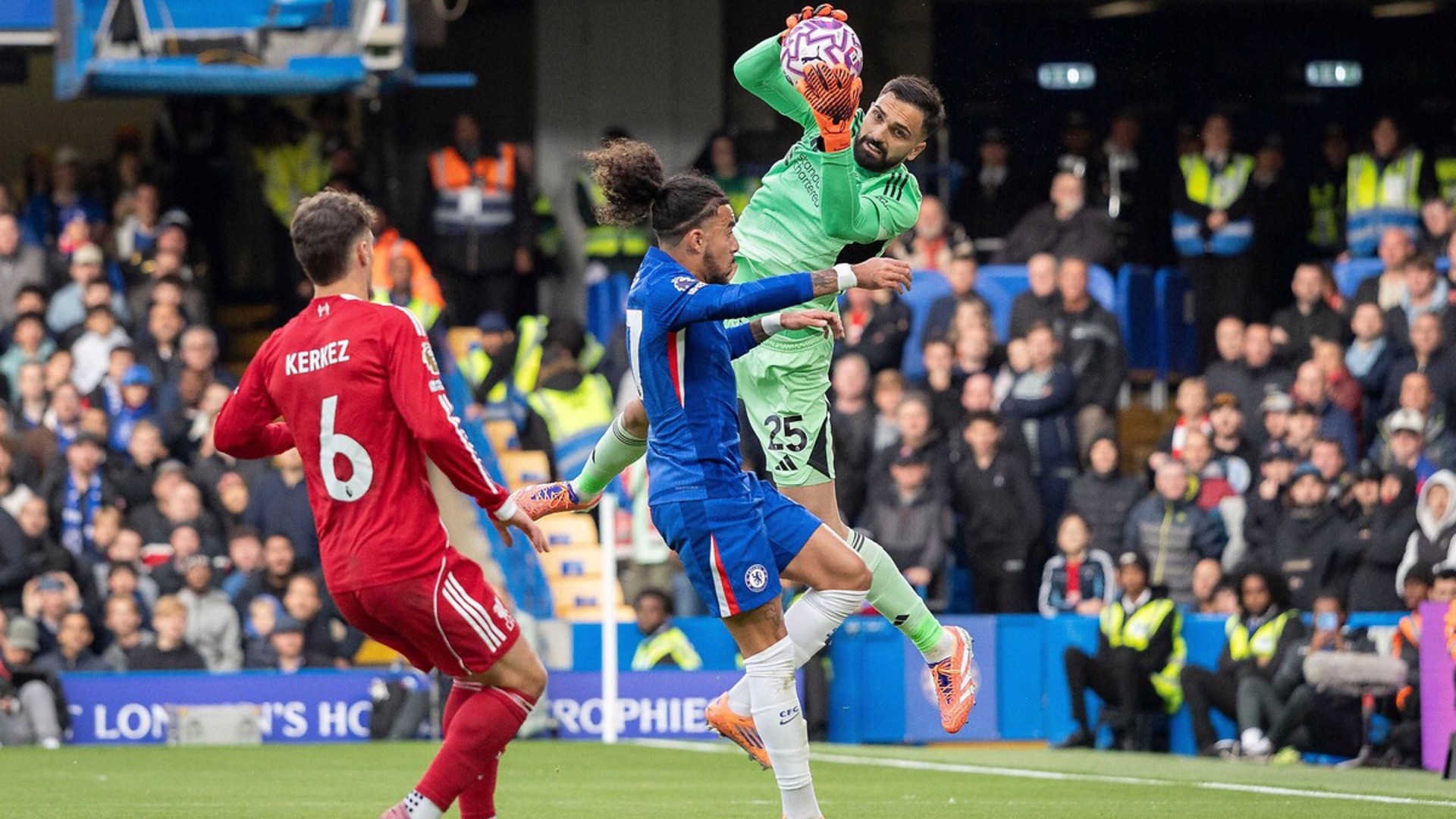 Liverpool ile Chelsea berabere kaldı