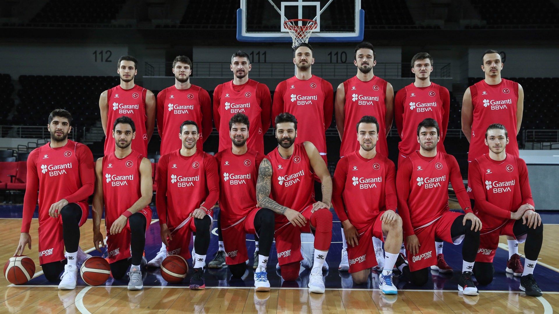 12 Dev Adam'ın konuğu Hollanda