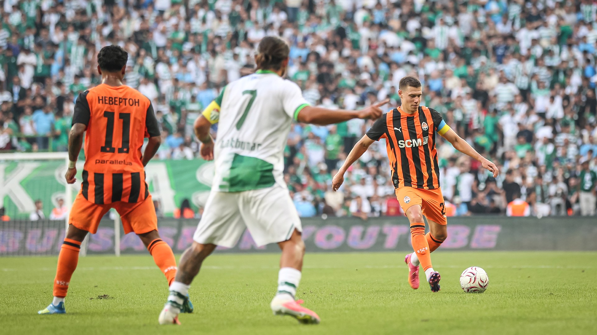 Bursaspor - Shakhtar maçında dostluk kazandı