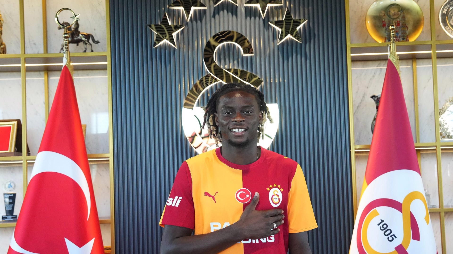 Lesley Ugochukwu, Galatasaray'da