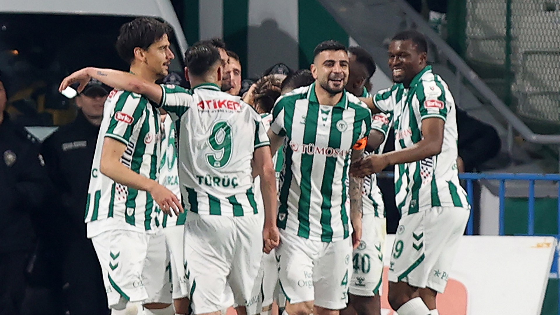 Trabzonspor, Konya'da mağlup