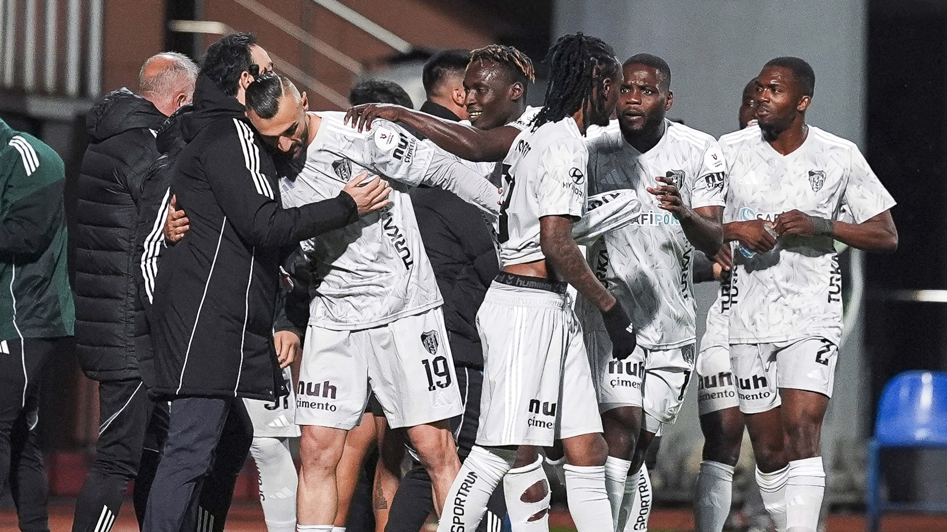Kocaelispor ligde kalma hedefine ulaştı