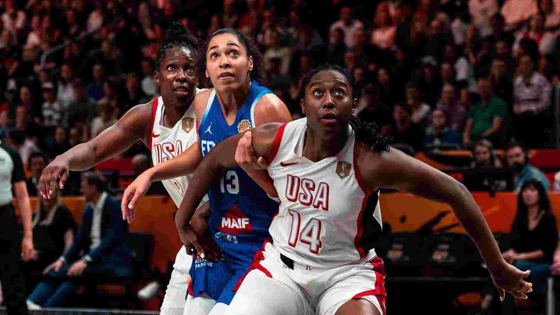 Battues en finale du Mondial par les États-Unis, les Bleues décrochent une médaille d'argent historique