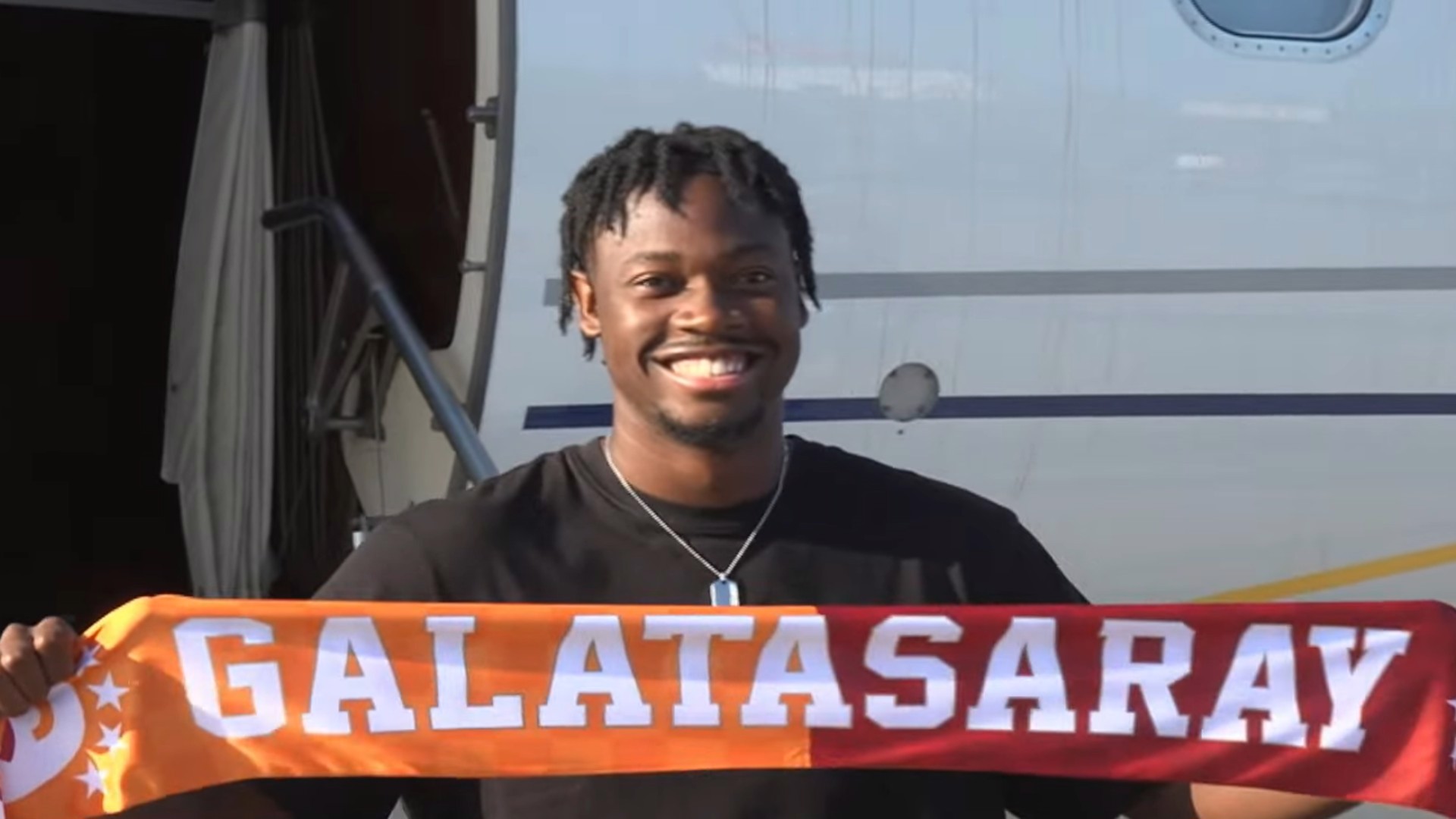 Galatasaray, Bitshiabu'yu duyurdu