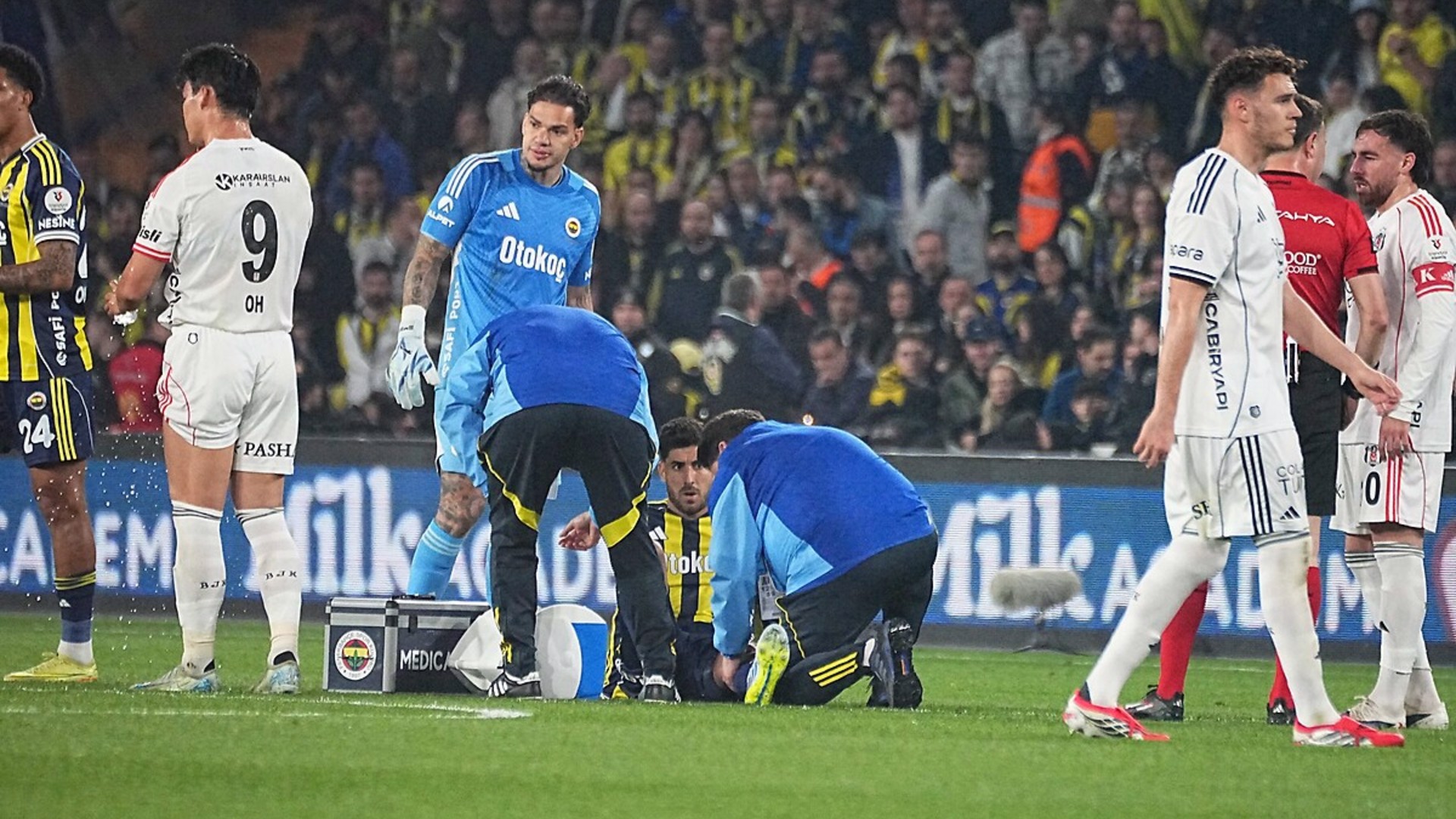 Asensio devam edemedi