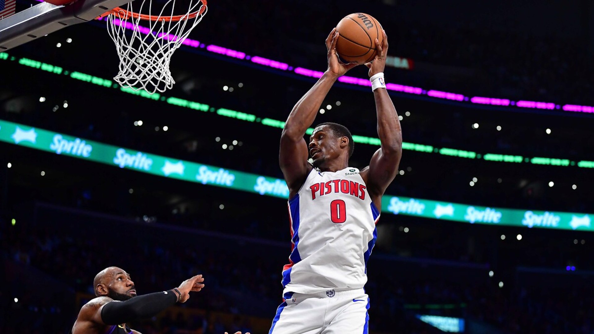 Pistons, Kings'i rahat geçti