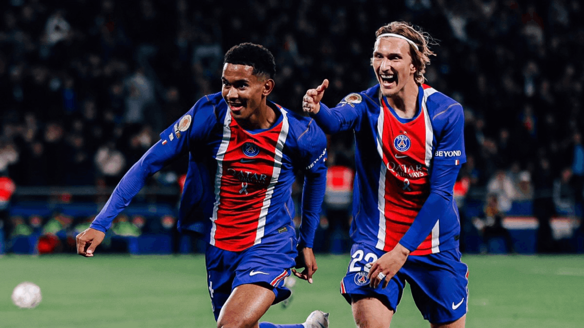 Paris, victorieux contre l’OL, prend la tête de la Ligue 1