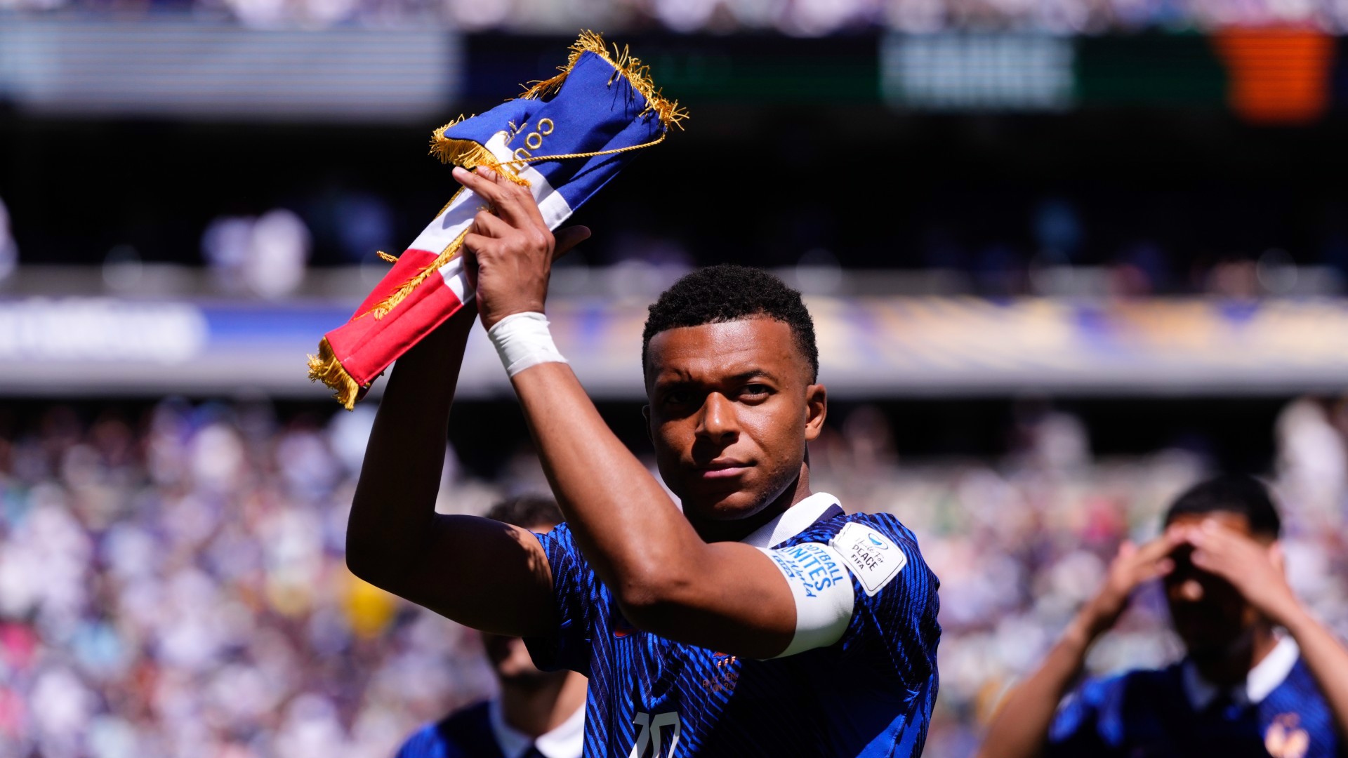 Mbappe, Fransa tarihine geçti