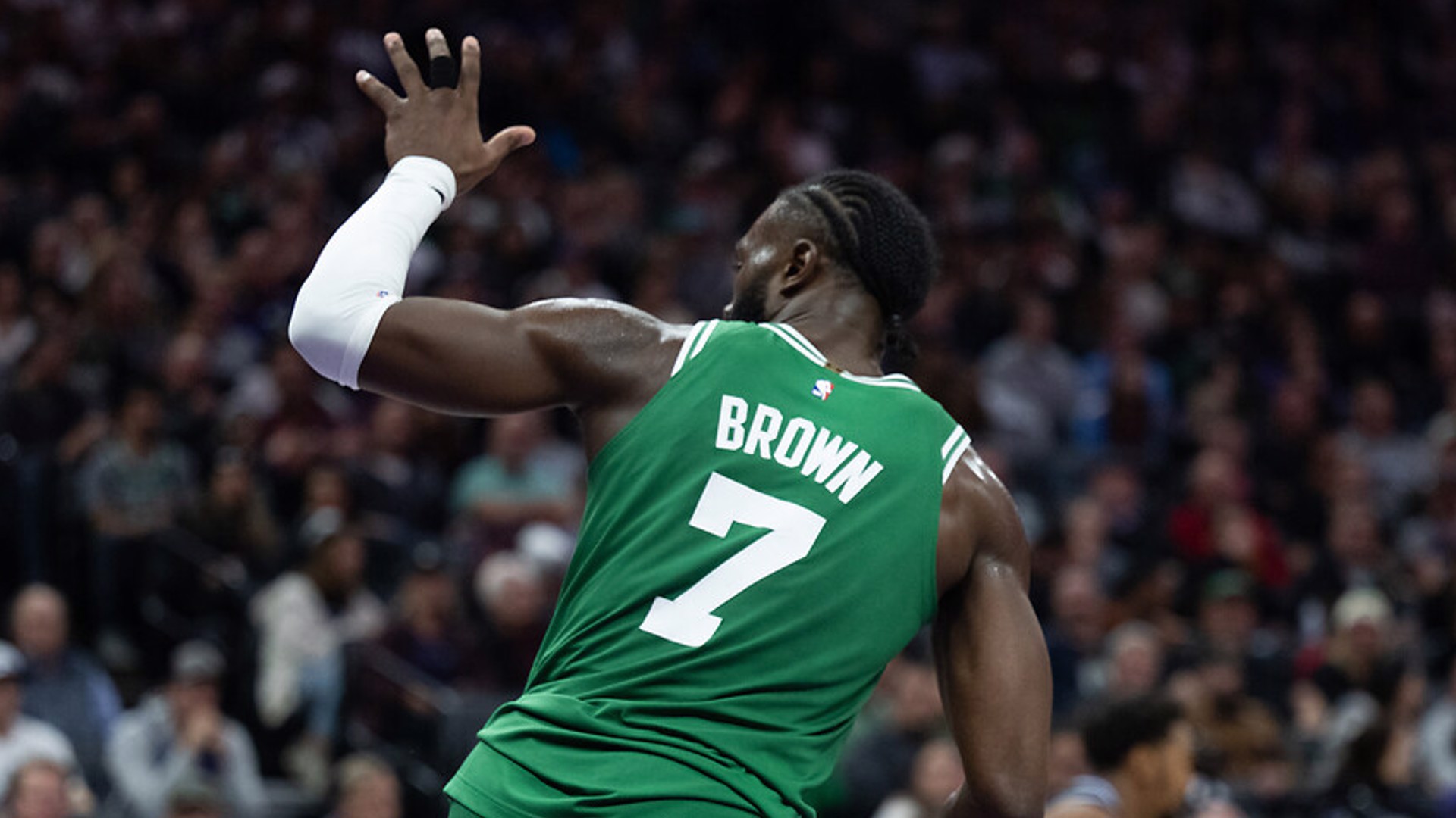 NBA'den Jaylen Brown'a ceza