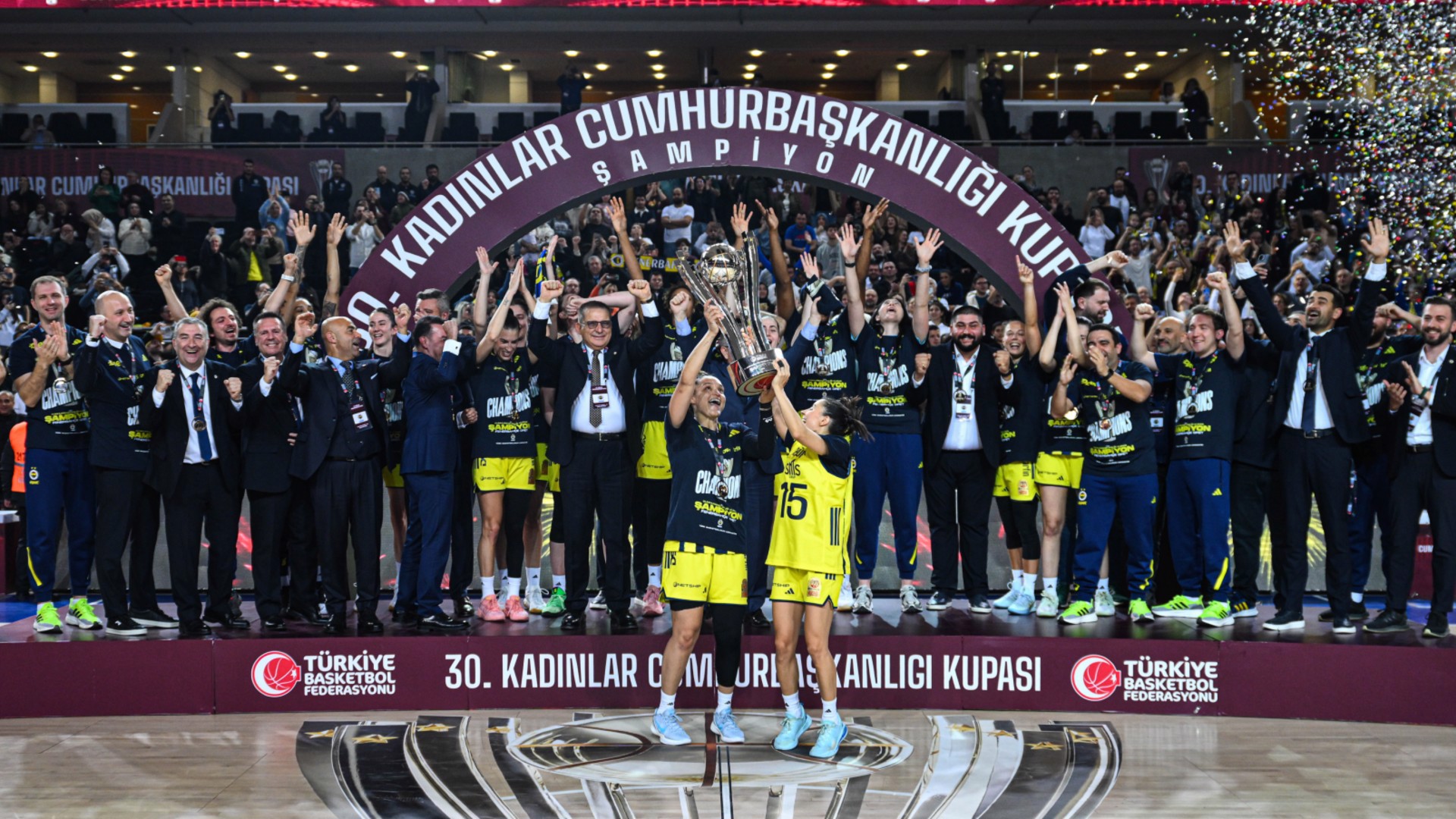 Kupanın sahibi F.Bahçe Opet