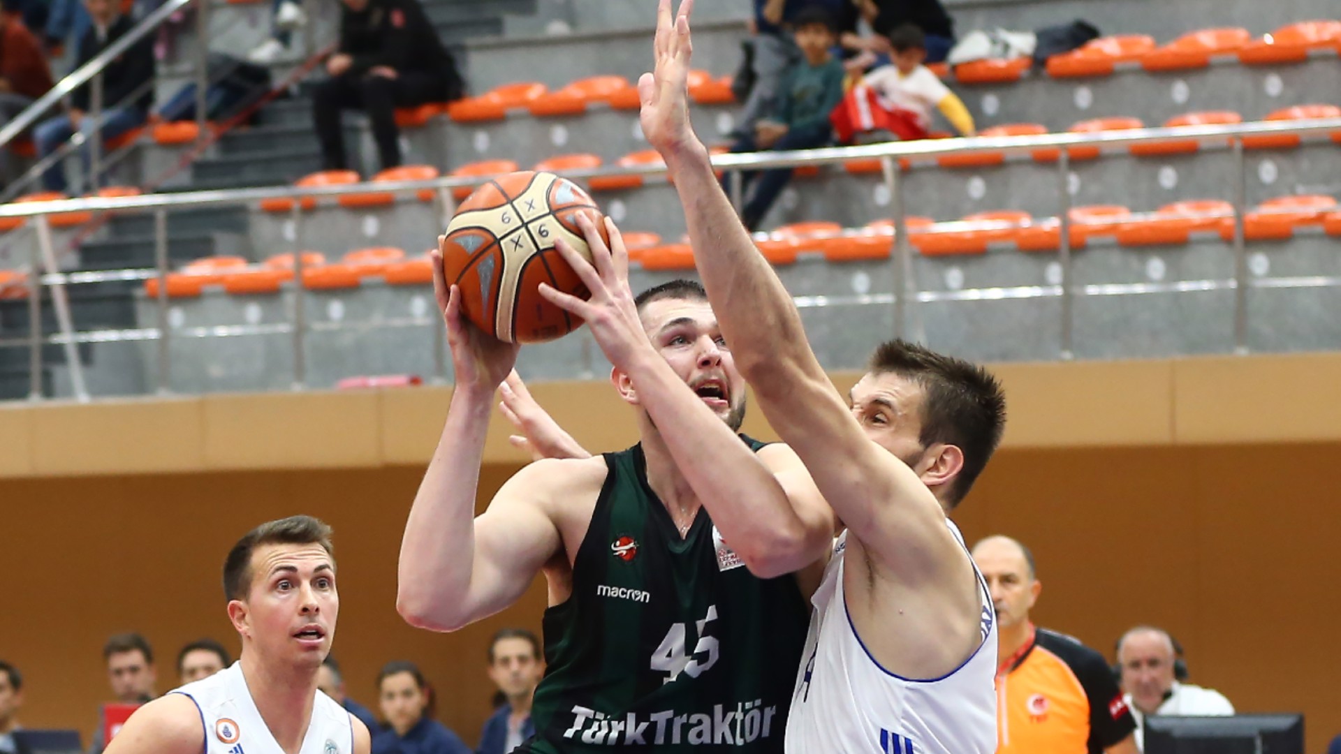 Darüşşafaka, Boothe'yi renklerine bağladı