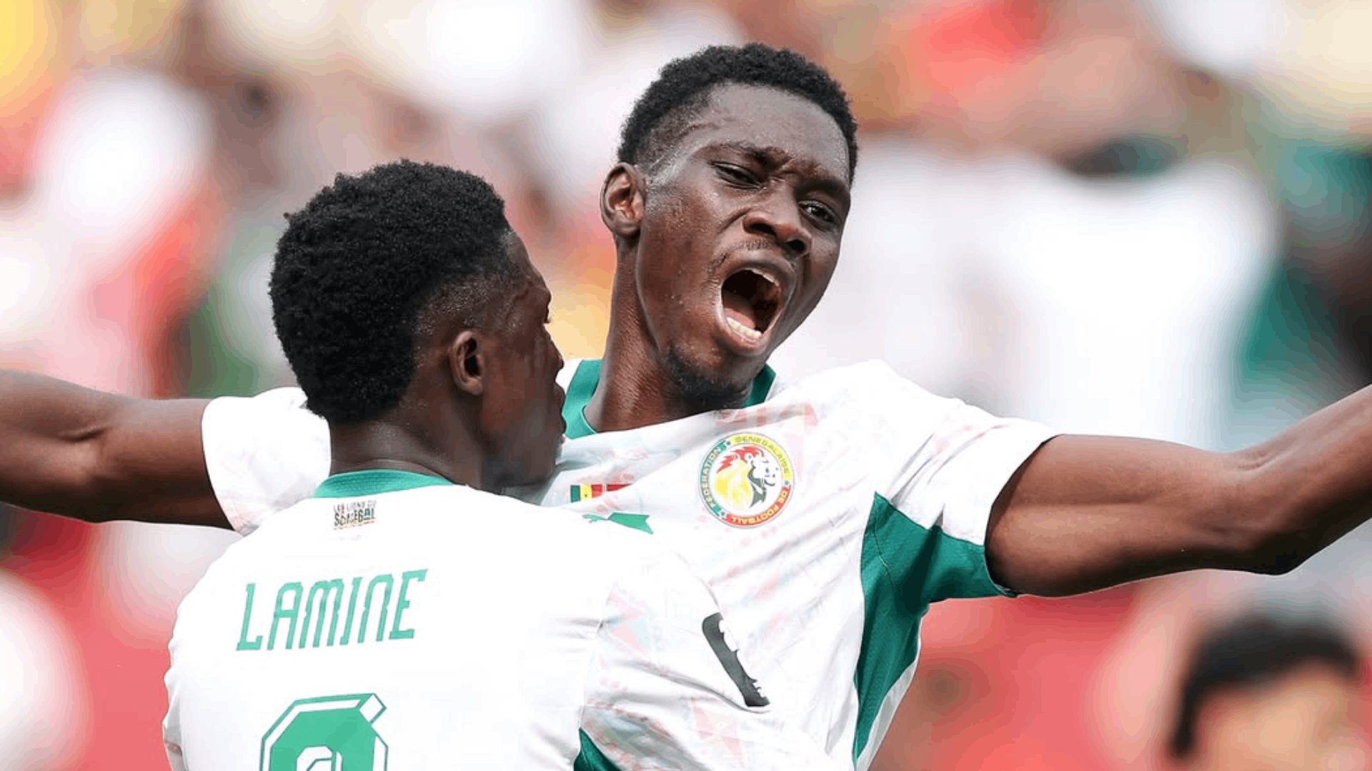 Le Sénégal garde ses chances en dominant...
