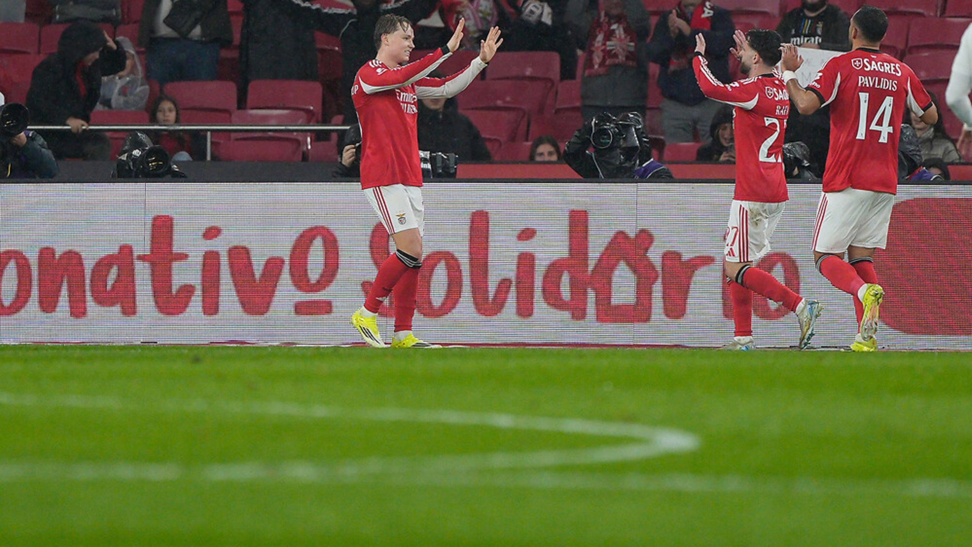 Benfica, Rafa Silva ile galip