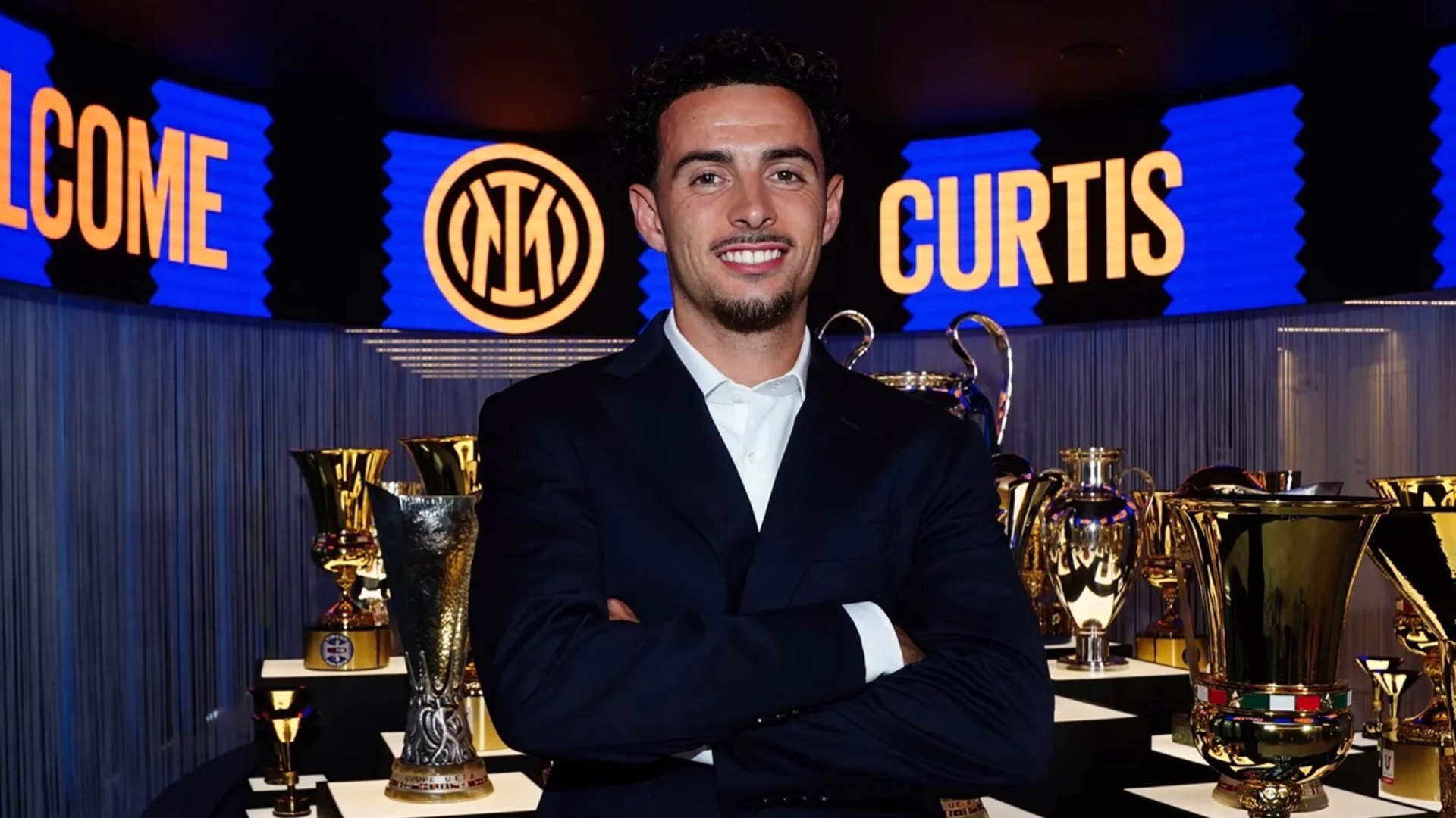 Inter, Curtis Jones'u kadrosuna kattı