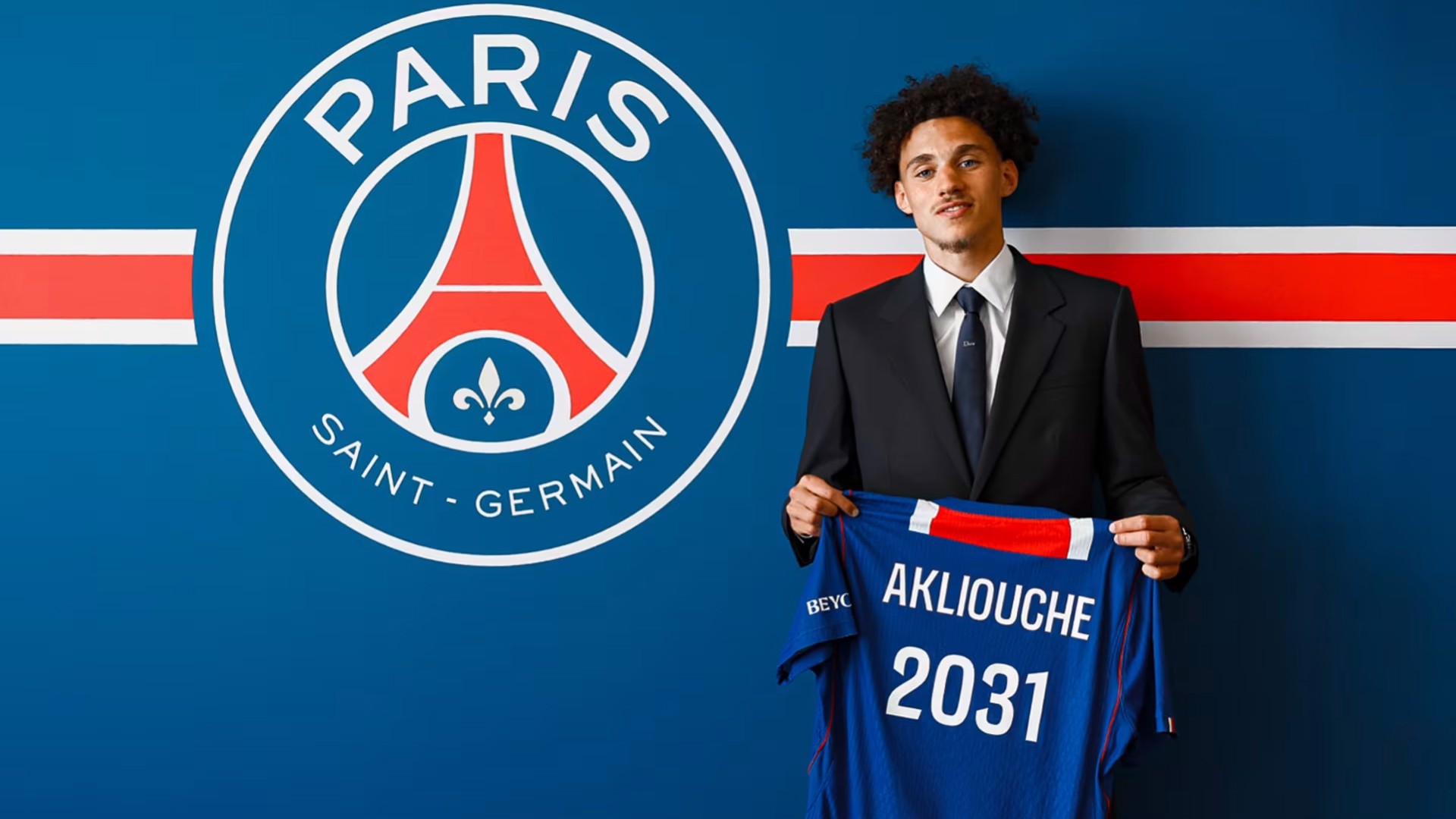 Maghnes Akliouche, PSG'de