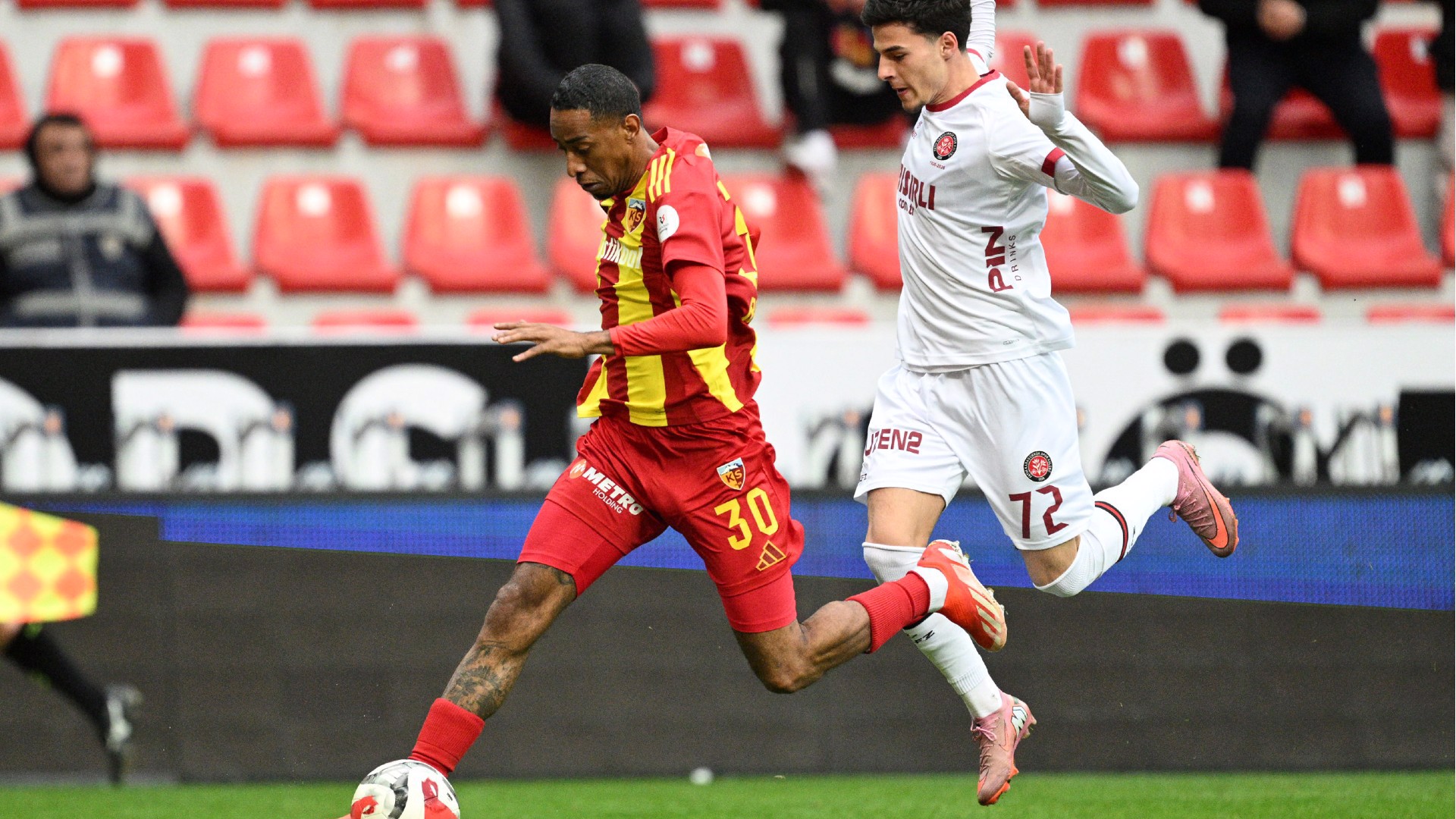 Kayserispor ile F.Karagümrük küme düştü