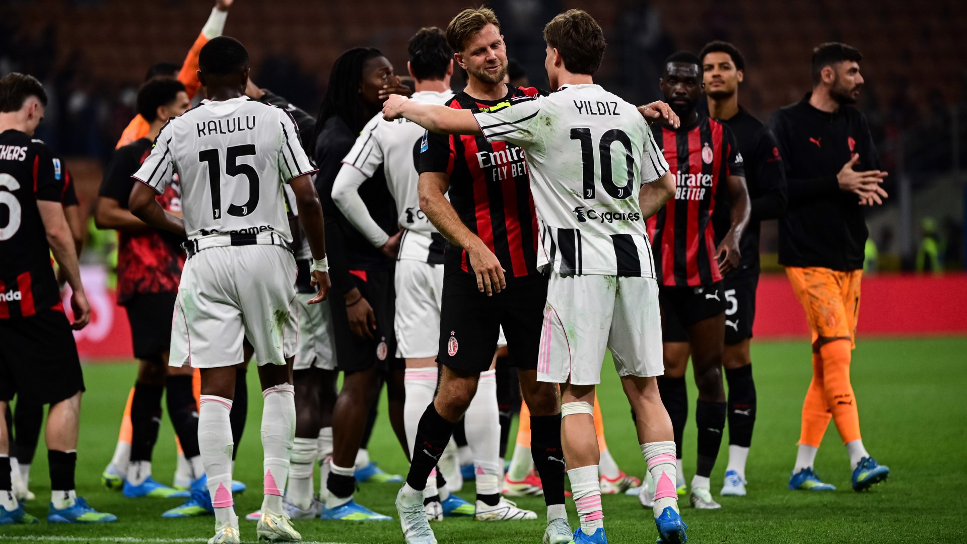 Juventus ile Milan berabere kaldı