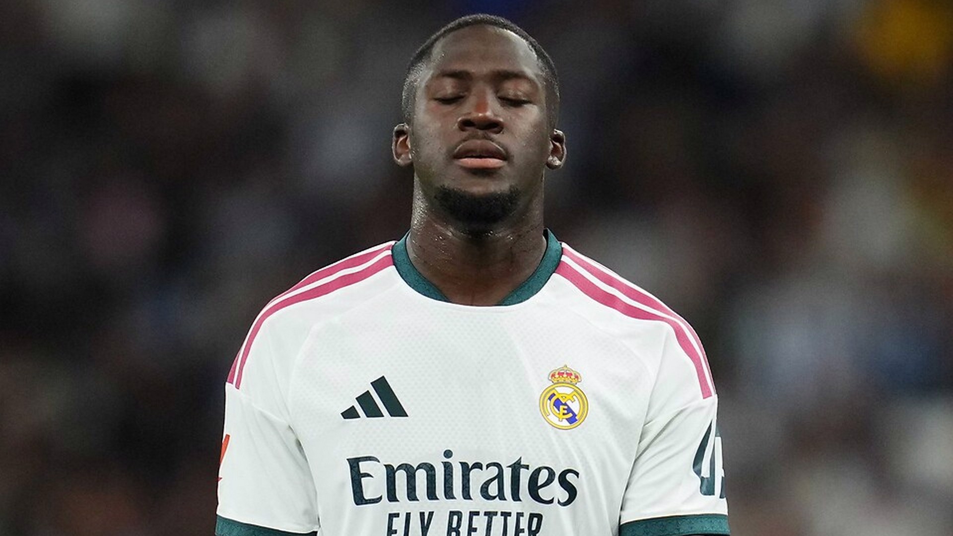 Konate sakatlandı
