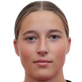 photo Poppy Lyons-Walker