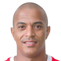 Player: Serginho