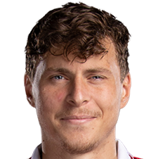 Player: V. Lindelöf