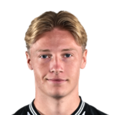 photo Nathan Carlyon