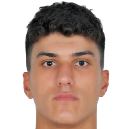 Tanju Çolak